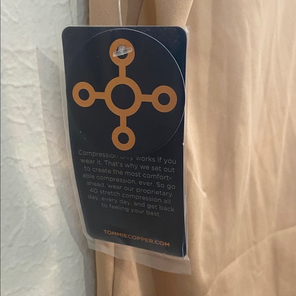 NWT Tommie Copper Core Compression Tank Top — Sand — Size S - Picture 7 of 8